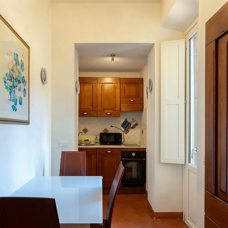 Giglio & Viola Borgia Apartment ฟลอเรนซ์ ภายนอก รูปภาพ