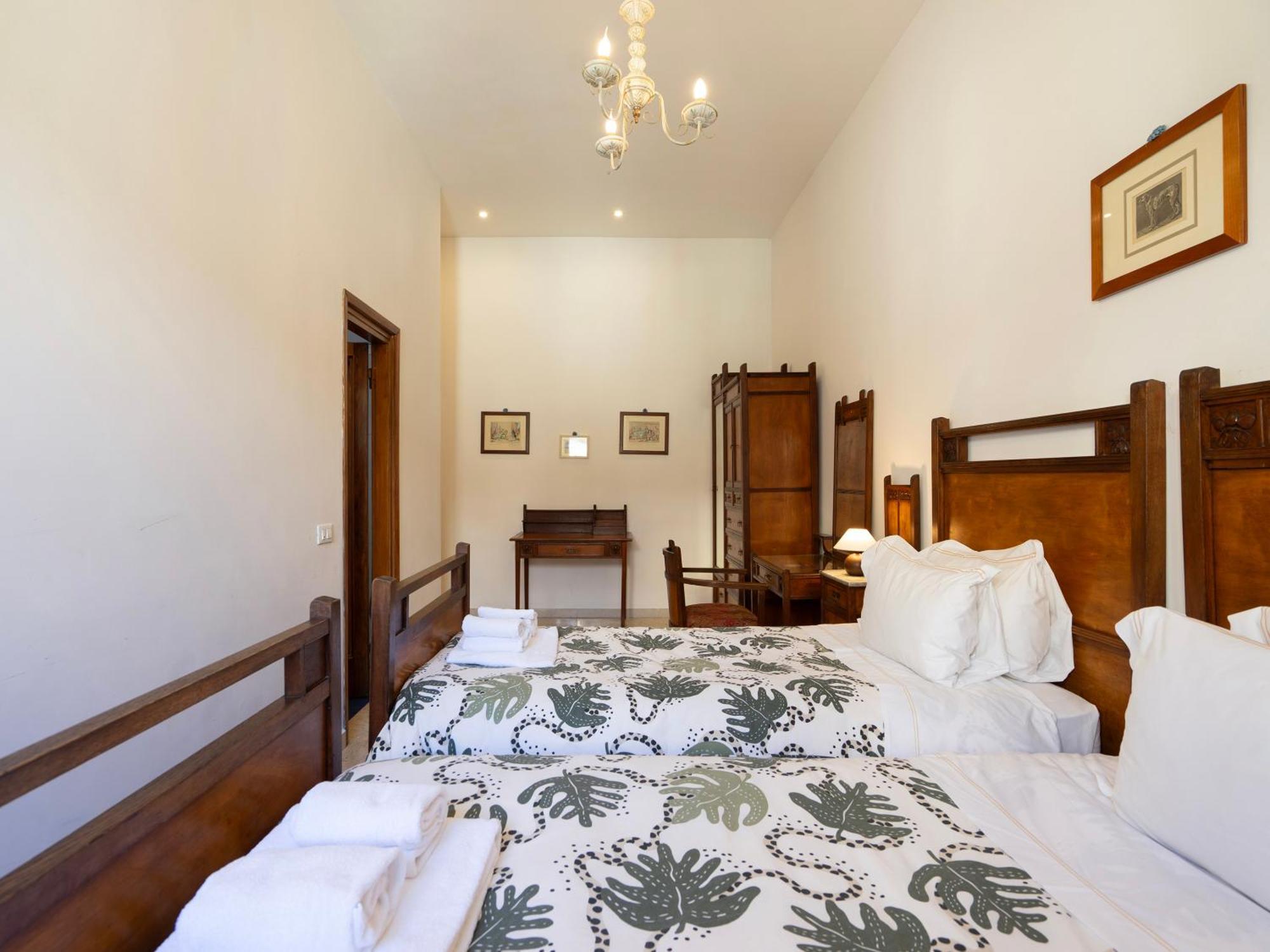 Giglio & Viola Borgia Apartment ฟลอเรนซ์ ภายนอก รูปภาพ