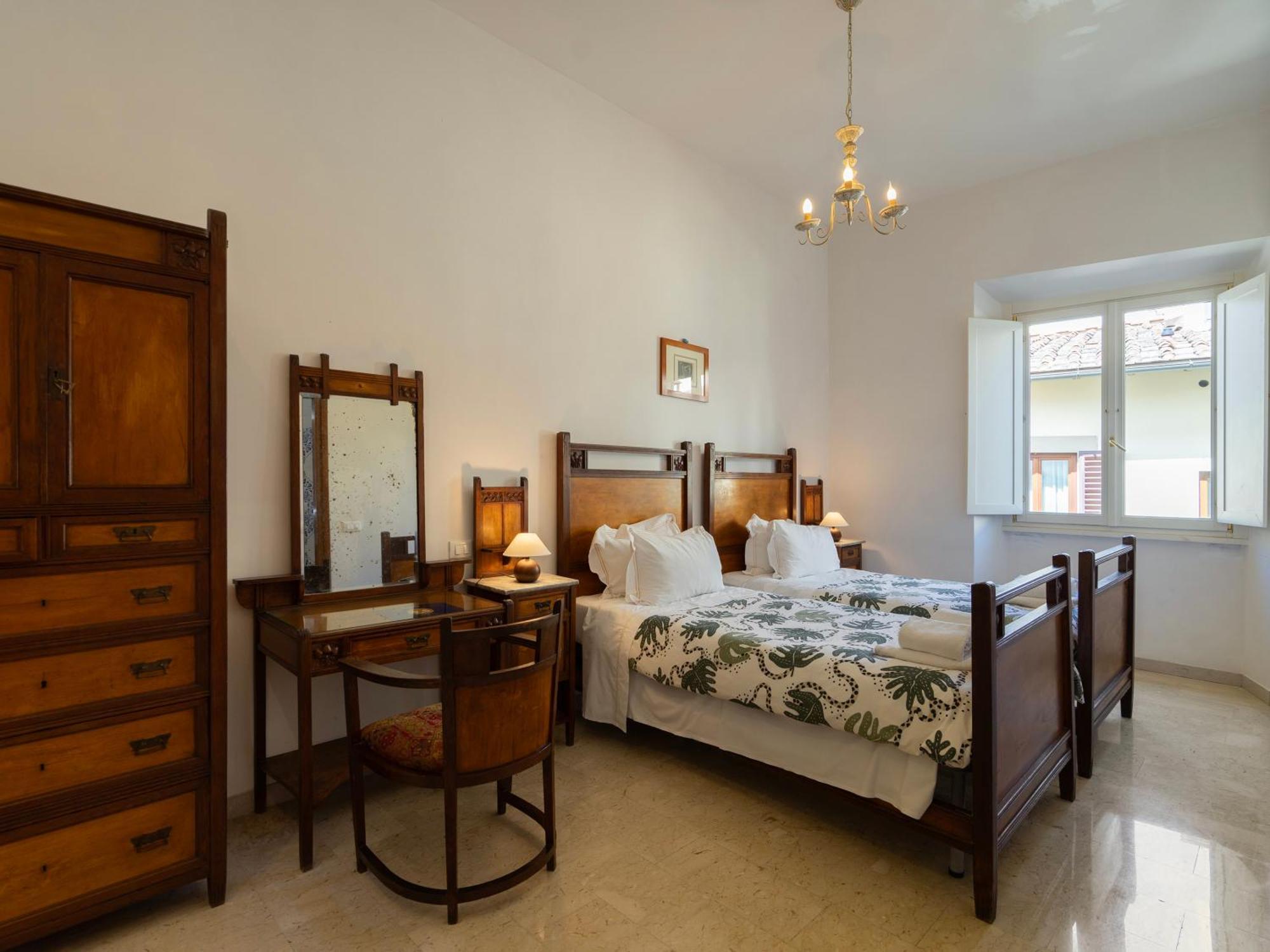 Giglio & Viola Borgia Apartment ฟลอเรนซ์ ภายนอก รูปภาพ